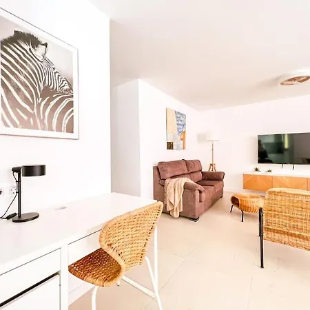 Daire Stunning Bungalow, Pool, Terrace, Beach! Se12 Costa Adeje