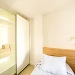 דירה Stunning Bungalow, Pool, Terrace, Beach! Se12 אדחה