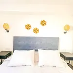 דירה Stunning Bungalow, Pool, Terrace, Beach! Se12 *