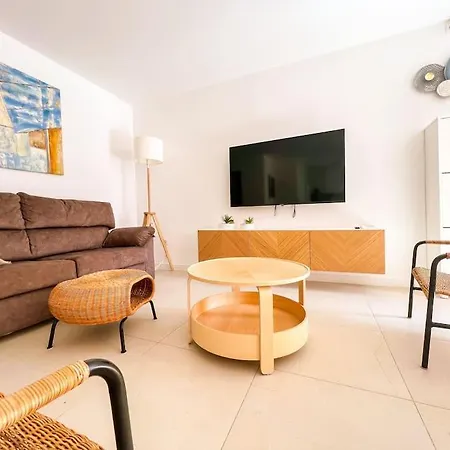 Stunning Bungalow, Pool, Terrace, Beach! Se12 아데제