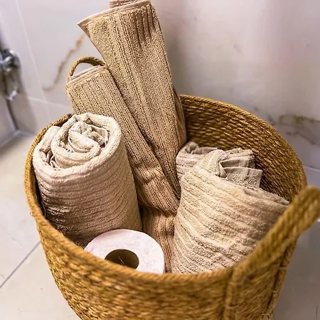 Stunning Bungalow, Pool, Terrace, Beach! Se12