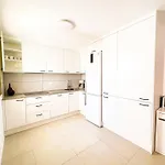 Stunning Bungalow, Pool, Terrace, Beach! Se12