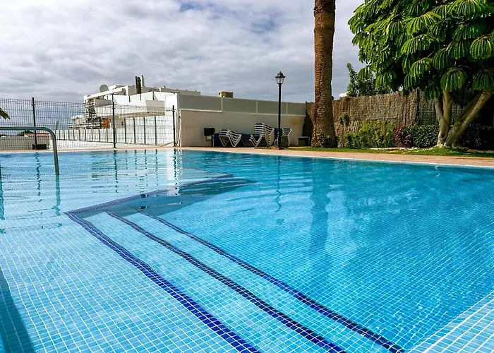 Stunning Bungalow, Pool, Terrace, Beach! Se12 Lejlighed