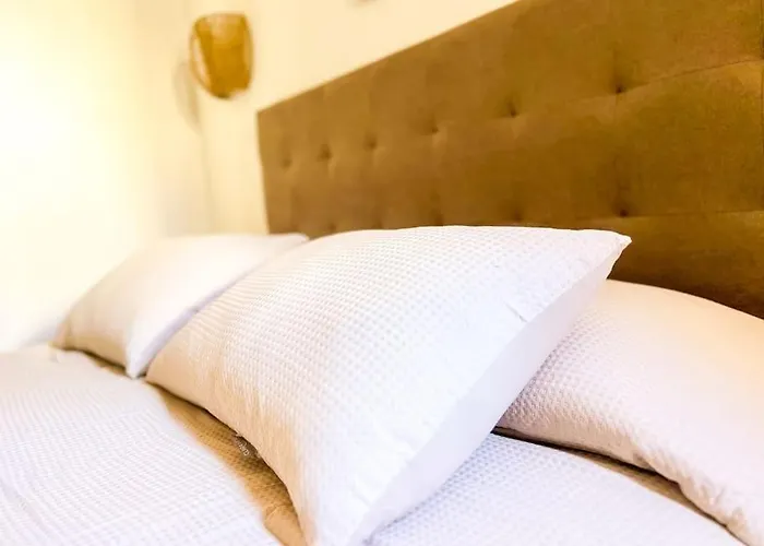 Lejlighed Stunning Bungalow, Pool, Terrace, Beach! Se12