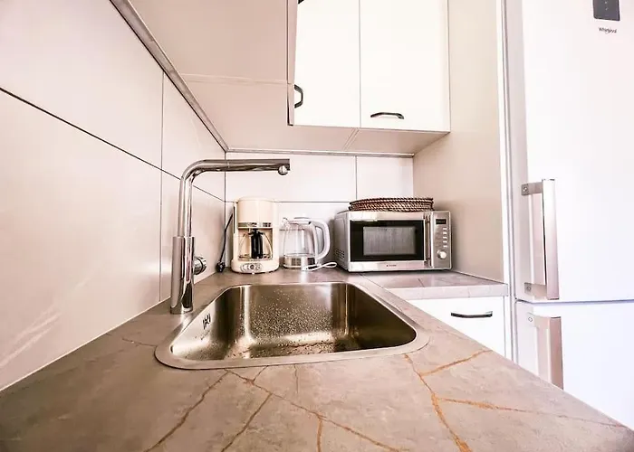 Stunning Bungalow, Pool, Terrace, Beach! Se12 Lejlighed